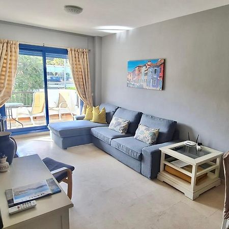 28 Mikonos Playa In Puerto De La Duquesa 2 Bed 2 Bath Apartment Ideally Located To The Beach & Marina Castillo de Sabinillas Zewnętrze zdjęcie