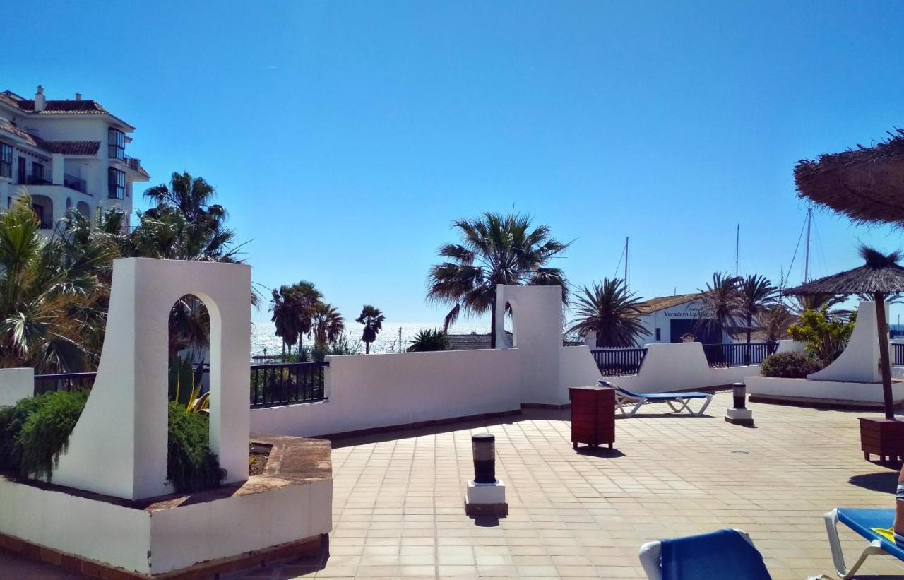 28 Mikonos Playa In Puerto De La Duquesa 2 Bed 2 Bath Apartment Ideally Located To The Beach & Marina Castillo de Sabinillas Zewnętrze zdjęcie