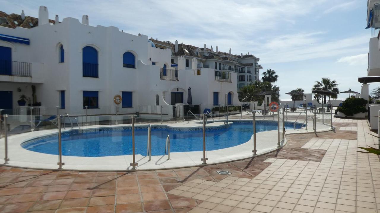 28 Mikonos Playa In Puerto De La Duquesa 2 Bed 2 Bath Apartment Ideally Located To The Beach & Marina Castillo de Sabinillas Zewnętrze zdjęcie