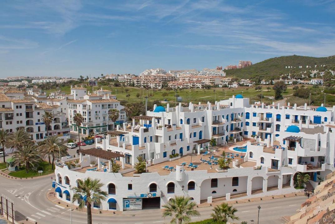 28 Mikonos Playa In Puerto De La Duquesa 2 Bed 2 Bath Apartment Ideally Located To The Beach & Marina Castillo de Sabinillas Zewnętrze zdjęcie